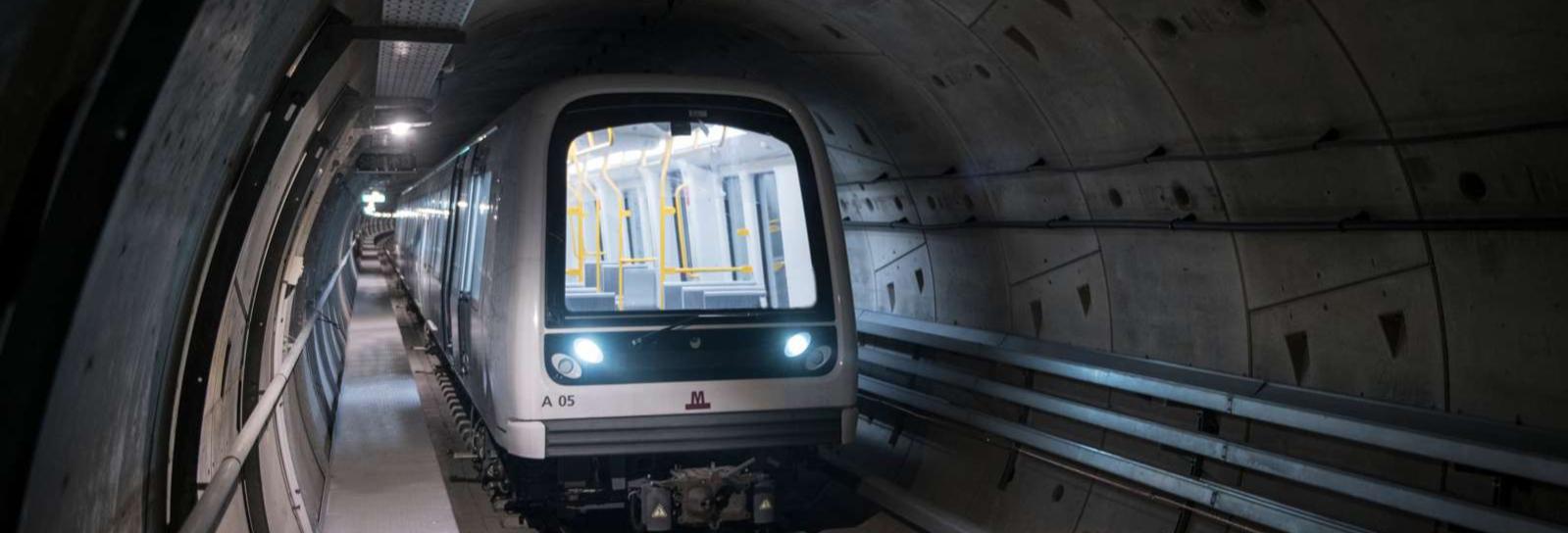 Metro i tunnel